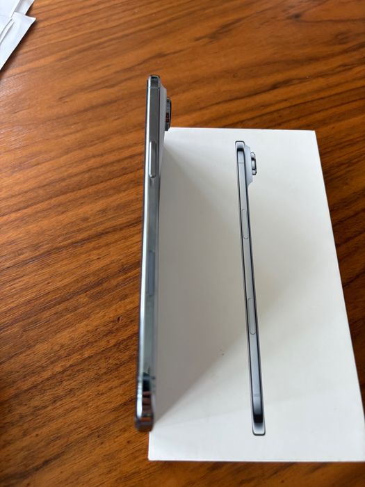 Apple iPhone 17 Air Sky Blue 256GB Гаранция!