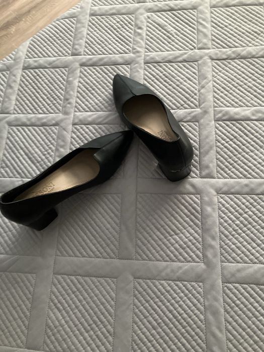 Продам туфли 39 размер