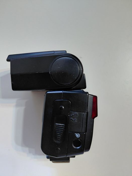 Продам вспышку NIKON SPEEDLIGHT SB-600