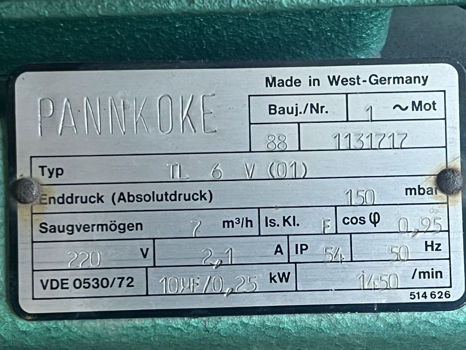 Монофазна вакуум помпа 7 куб