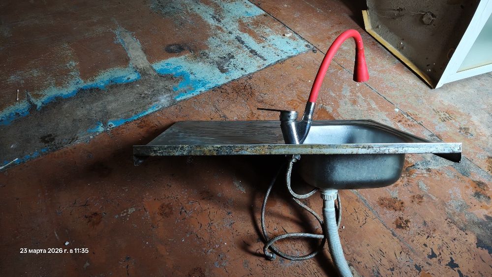 Продам раковину для кухни.