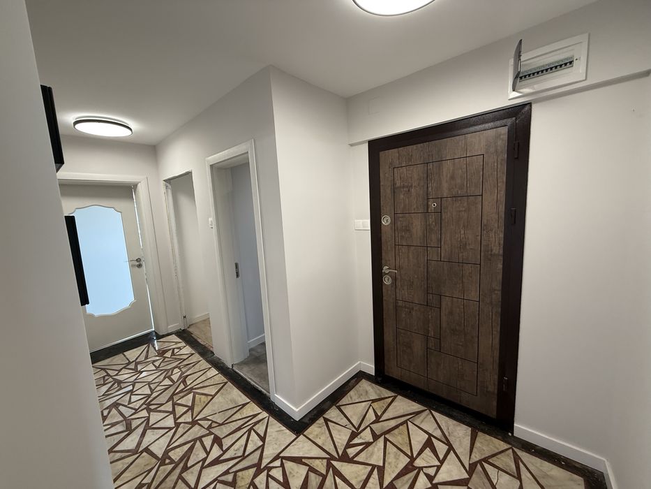 Дава се под наем Етаж от къща в Берковица - 100 кв.м за 119000 € - Снимка #18