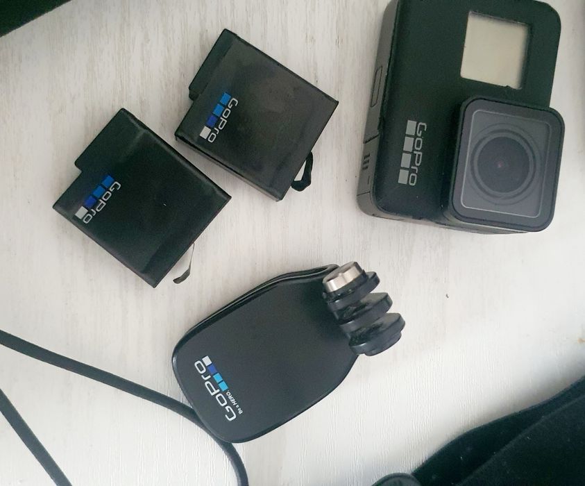 Camera Go pro hero 7 black + accesorii