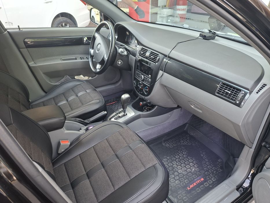 Срочно продаю жентру полный фул. Тоза. Чистая. Ешё как новая.