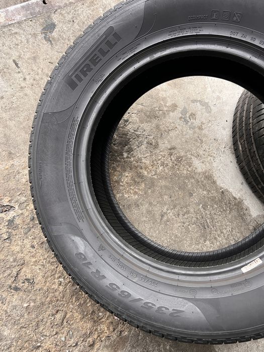 4 anvelope iarna 235/65/18 , Pirelli , 6.5 mm