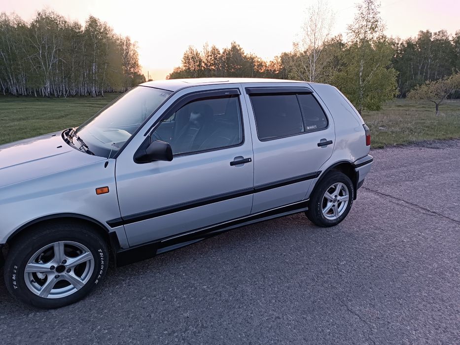 Продам  golf   3
