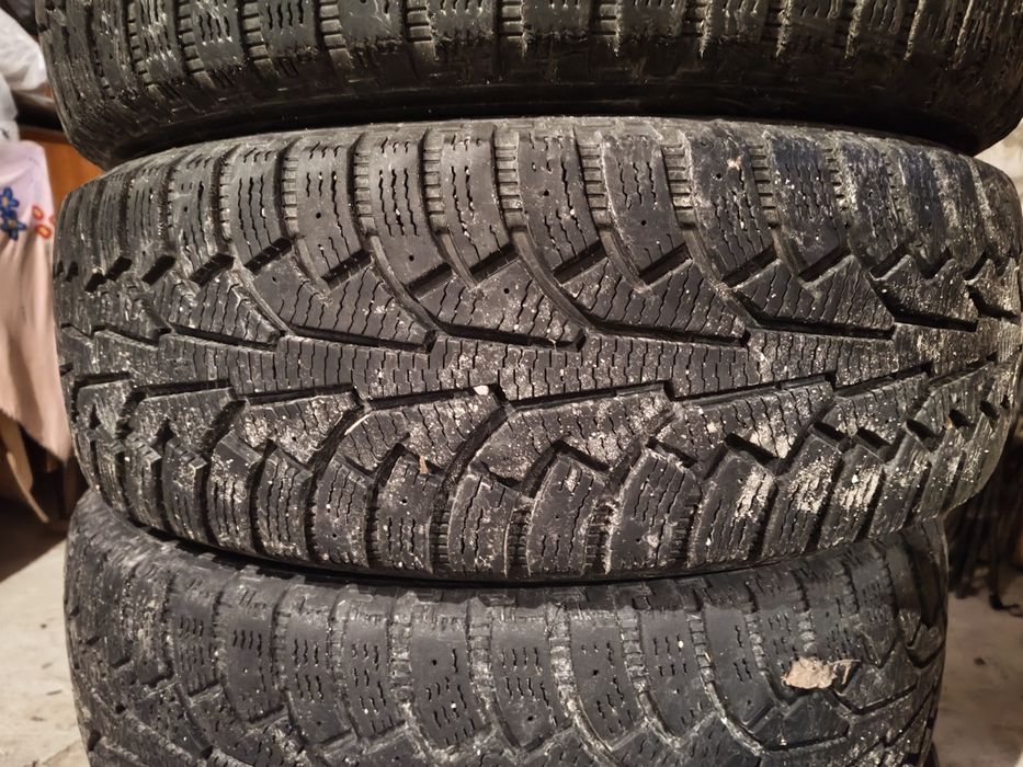 Зимни гуми за джип/SUV 18" 225/65 Nokian