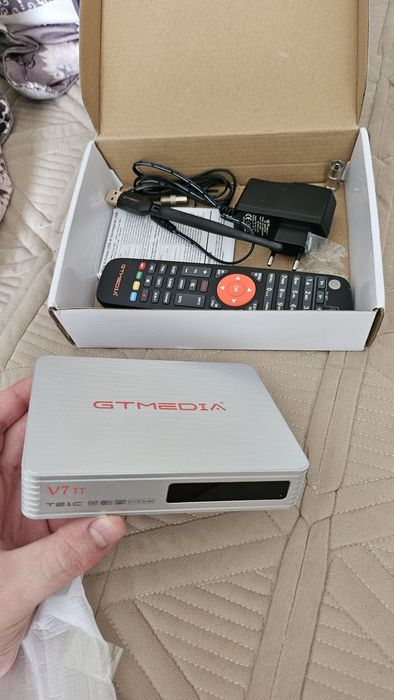 Ресиверы для спутникого тв.