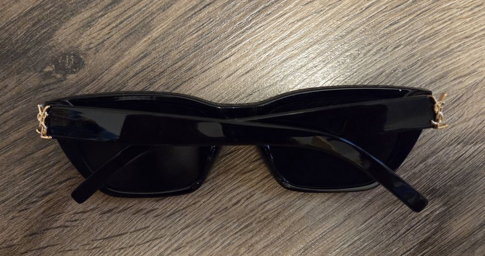 Ochelari de soare Saint Laurent