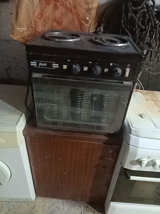 Продаю электрическая плита