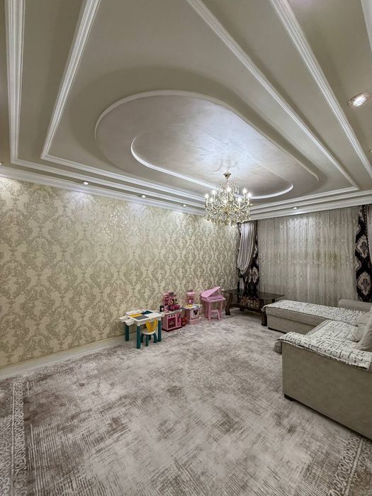 Чирчикда жойлашган 3хона тройскида йули юзида жойлашган