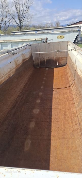 Semiremorca basculabila wielton 33m3