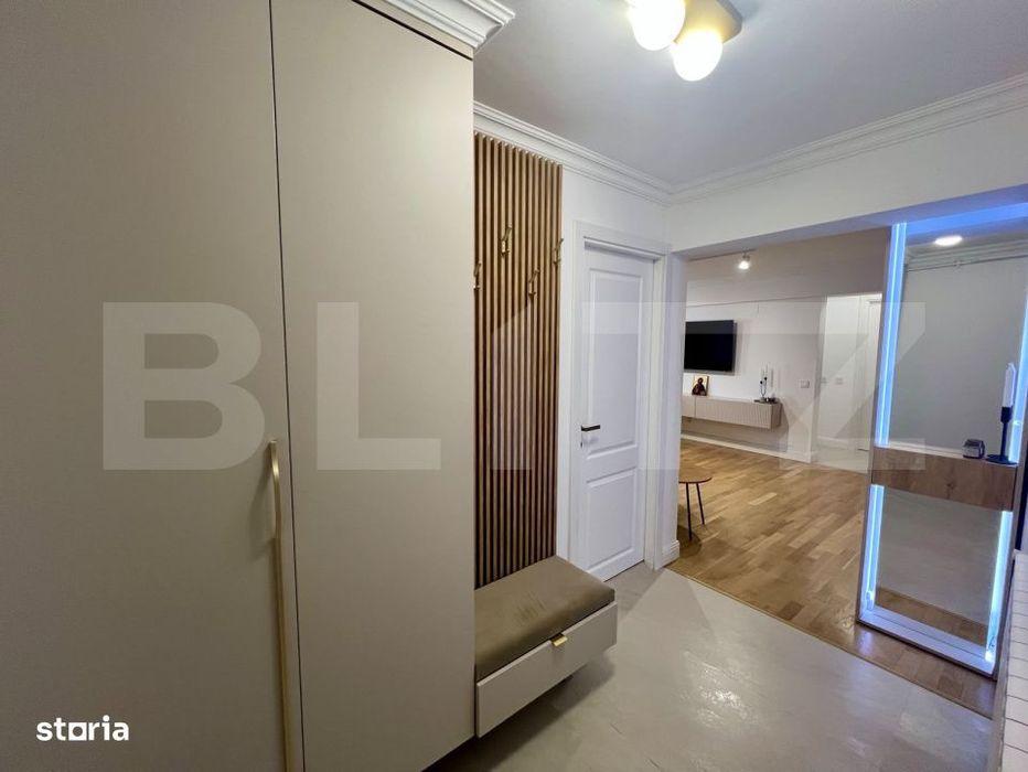 Apartament cu 3 camere, 55 mp, centrala si AC, zona Ultracentral