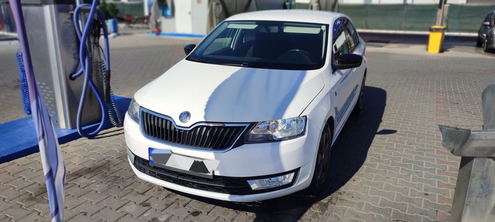 Vând Skoda rapid