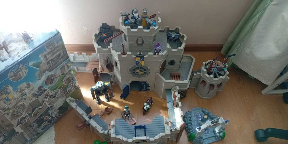 Замък Novelmore Playmobil с допълнителни