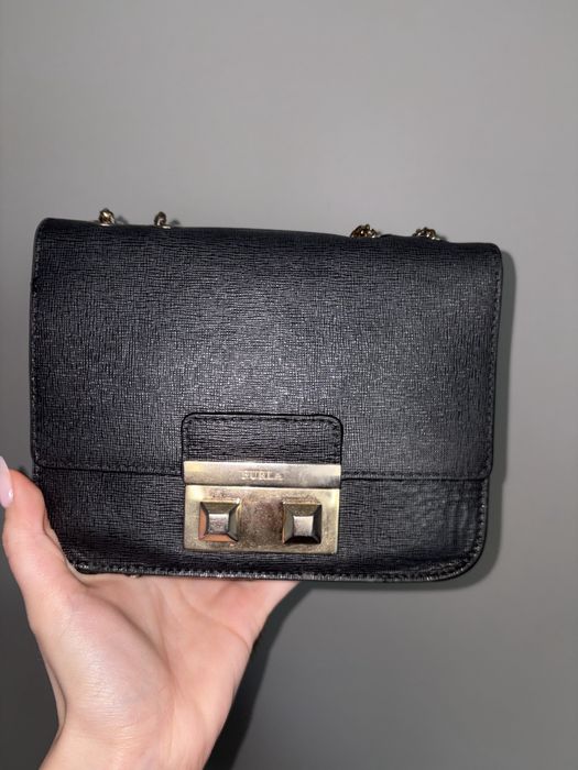 Черна чанта Фурла