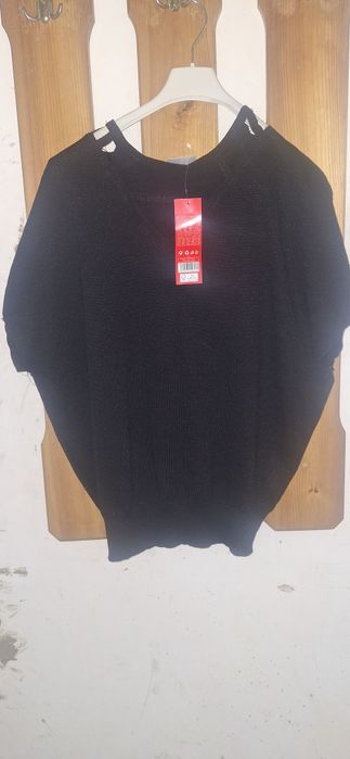 Продавам тениски туники