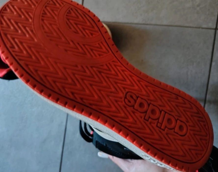 Adidasi Adidas shoes