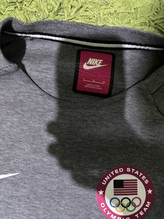 Nike L размер блуза
