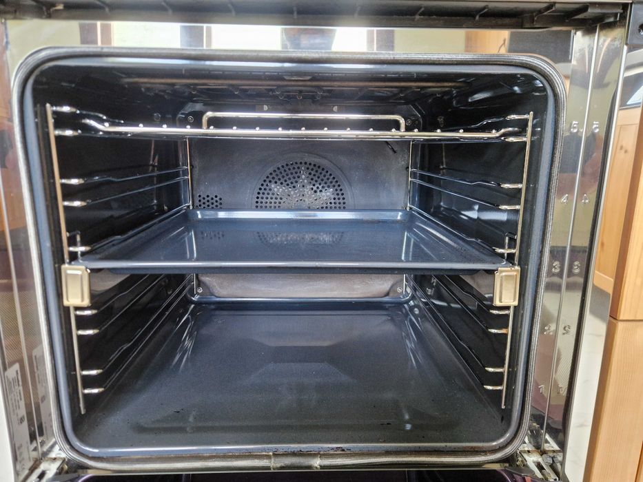 Фурна за вграждане Miele H2663B