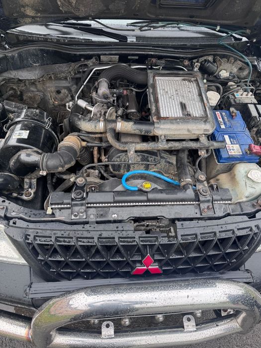 Mitsubishi L200 4x4 • 2.5 Diesel • 2006 • Echipată Off-Road • Întreținută • 7000€ Neg

Mitsubishi L200 2.5 diesel, an 2006, autoutilitară, al doilea p