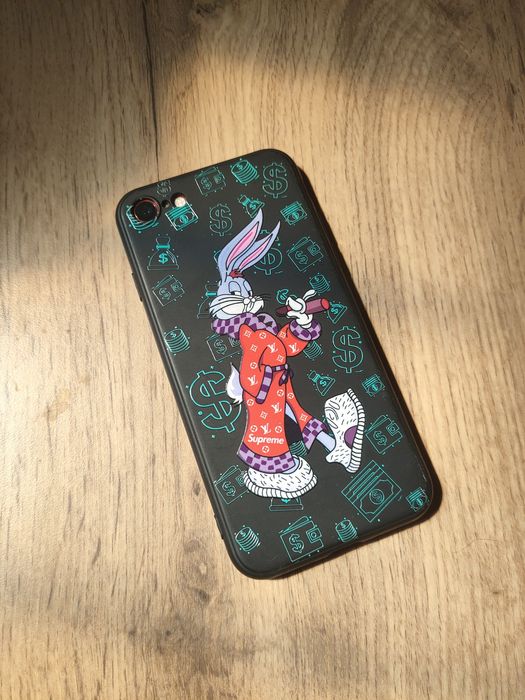 Продам IPhone Se 2020