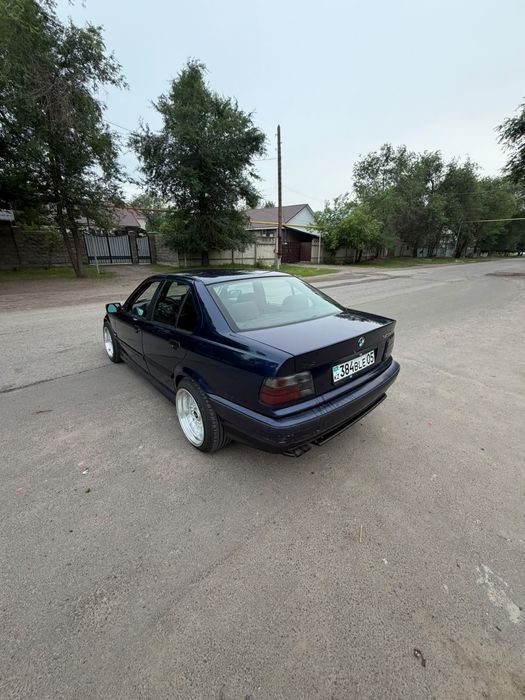 БМВ е36 1994 год