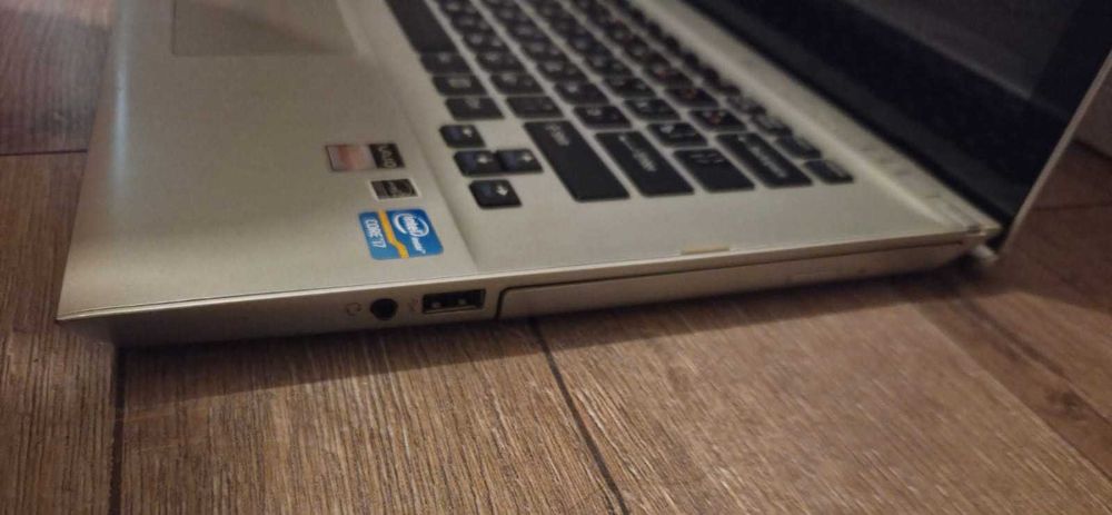 Продам ноутбук Sony Core I7
