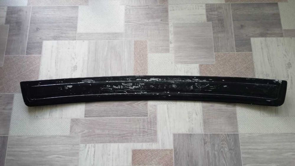 Козырек, салонное освещение БМВ е34