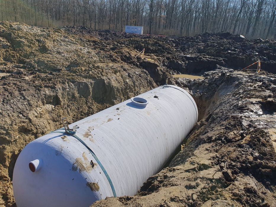 Montam Bazine apa depozit lichide bazin alimentar fose septice