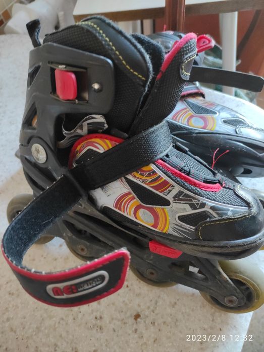 Продам ролики с защитой