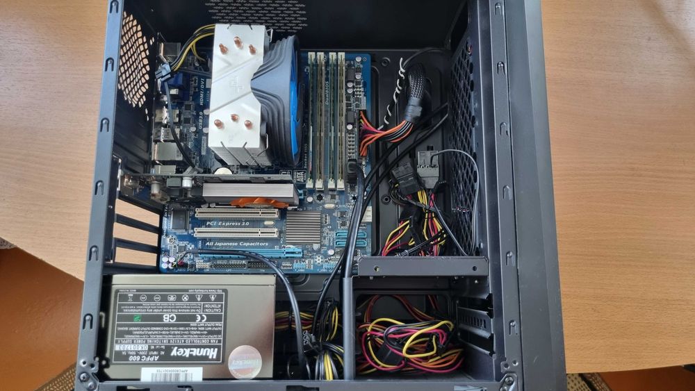 Продам Компьютер Intel® Core™ i7-3770, 8Gb RAM