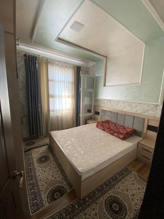 Bez makler 2 xona 3 xona qilingan uy arendaga barcha sharoitlar bor