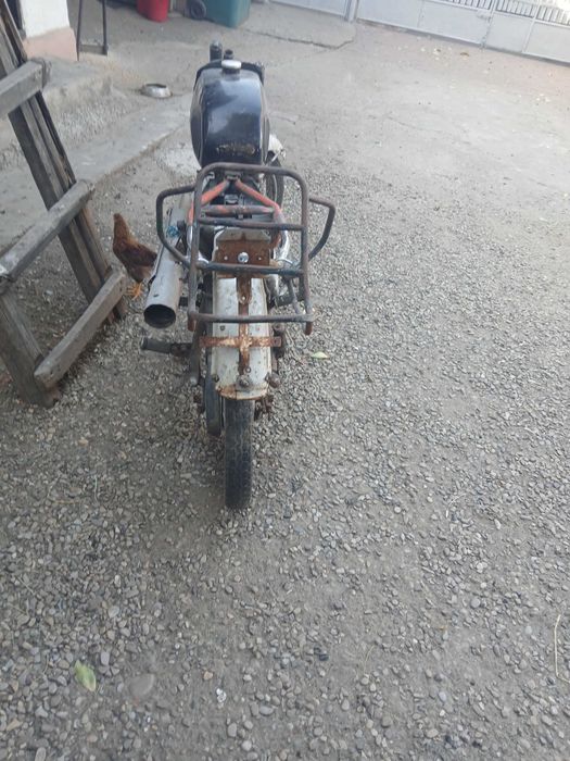 Hoinar de piese sau panoplie