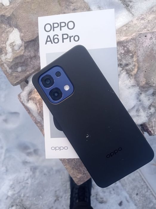 Продам телефон OPPO A6 Pro