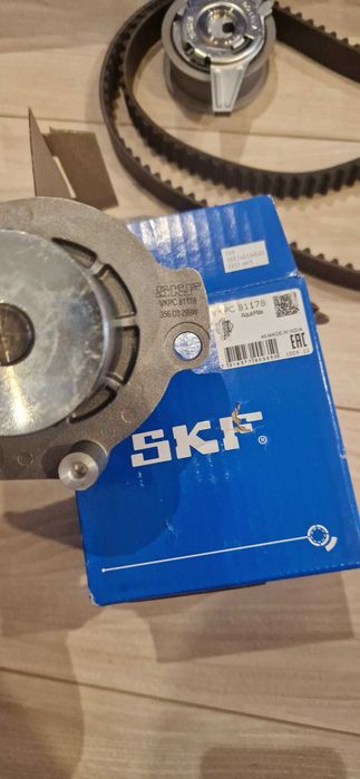 Pompă apă + kit distribuție 1.6 tdi 2.0tdi  SKF VKMC 01278-1  pentru VAG VW Audi Seat Skoda
