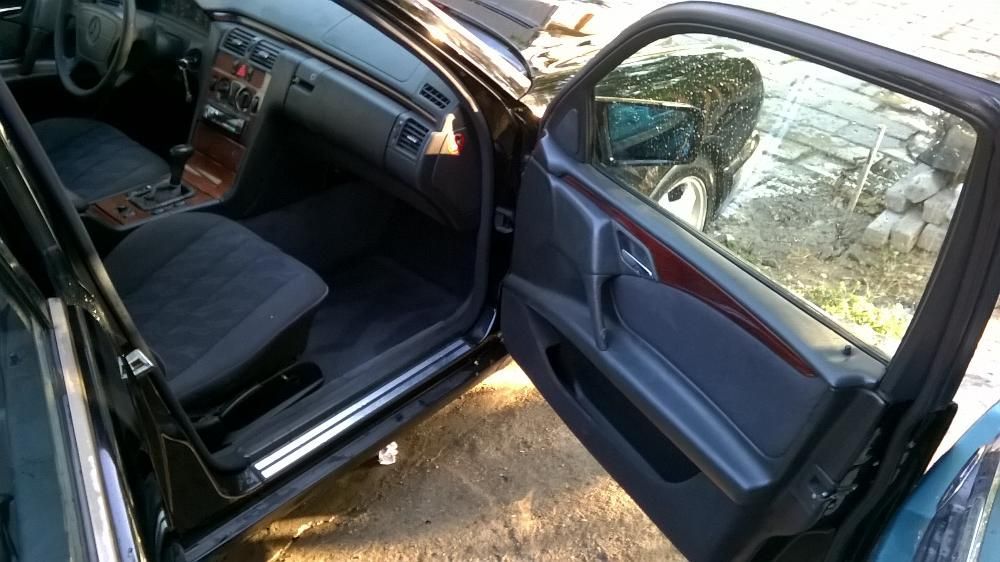 mercedes E200 W210 на части