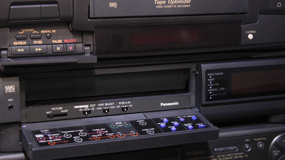 Defect ! Video(VHS) Panasonic,Mitsubishi,JVC(4 buc).