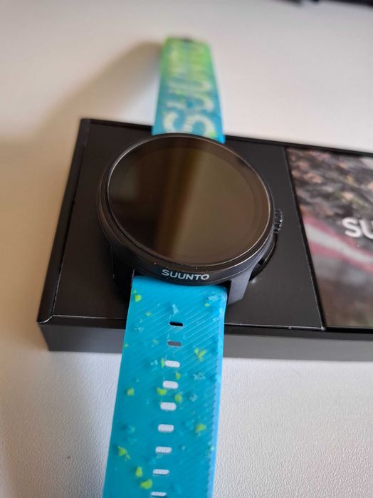 Спортен часовник Suunto race s