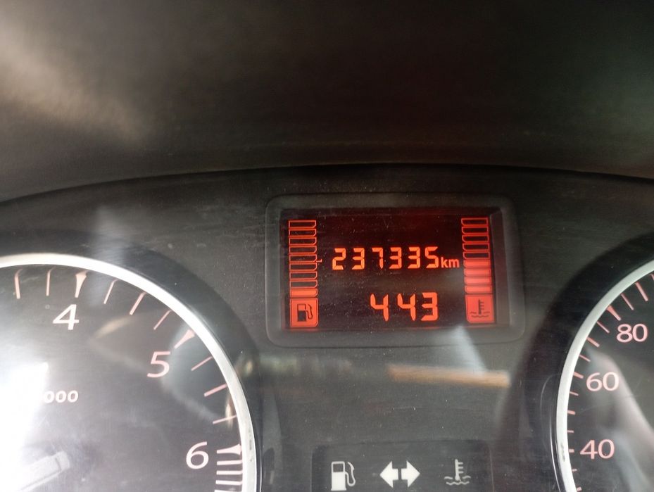 Продам Дастер 2л.