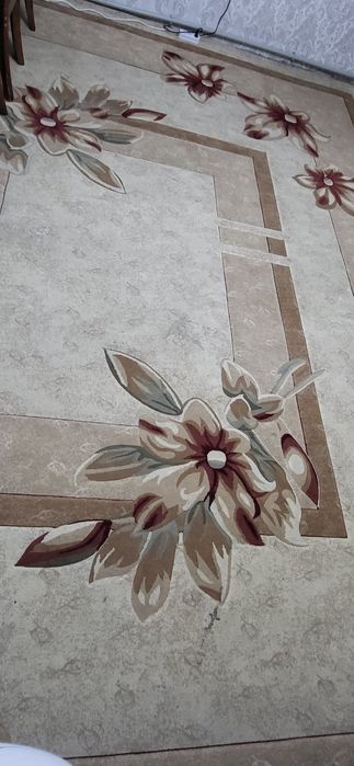 Ковер в хорошем состоянии 4 на 5