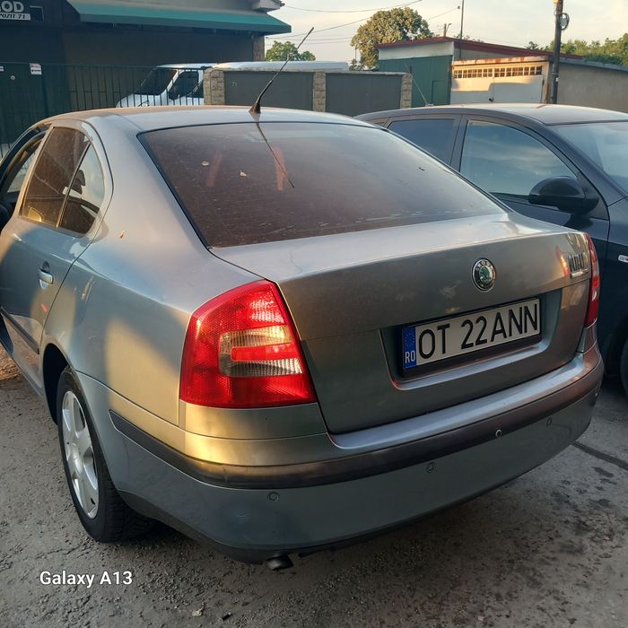 Vând skoda octavia 2