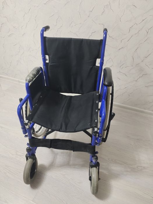 продам инвалидную коляску