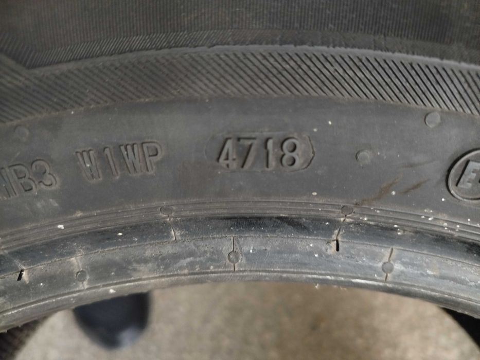 2 Anvelope vara auto 215 55 16