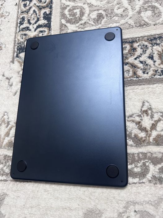 продам Macbook air 13
