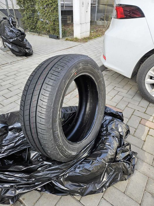 Vând set patru anvelope 16 inch Bridgestone, vară.