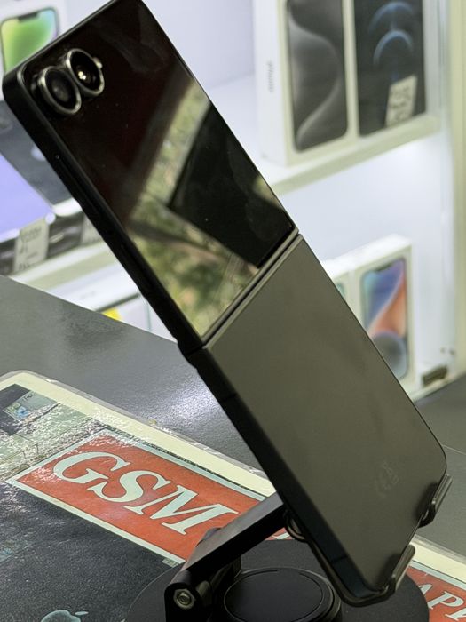 Samsung Galaxy Z Flip 7 256Gb