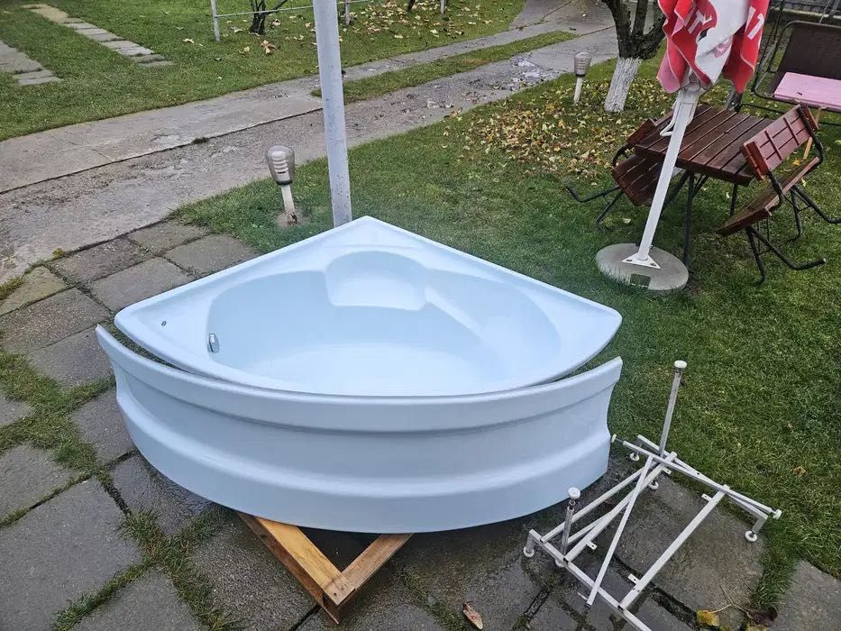Canapea extensibila+fotoliu ;cadă pe colt