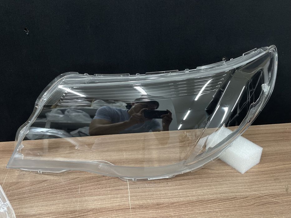 Стекла Фары Subaru Forester