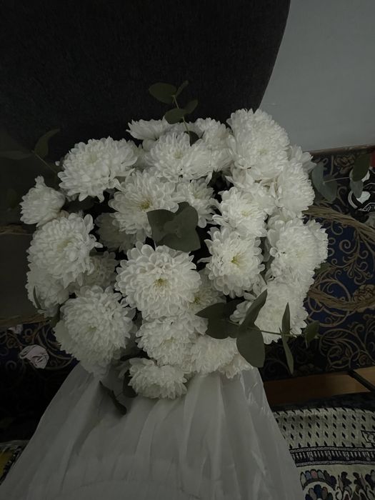 Гүл арзан бағада беріледі